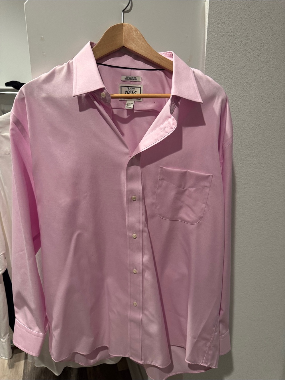Jos. A. Bank Pink Long-Sleeve Dress Shirt